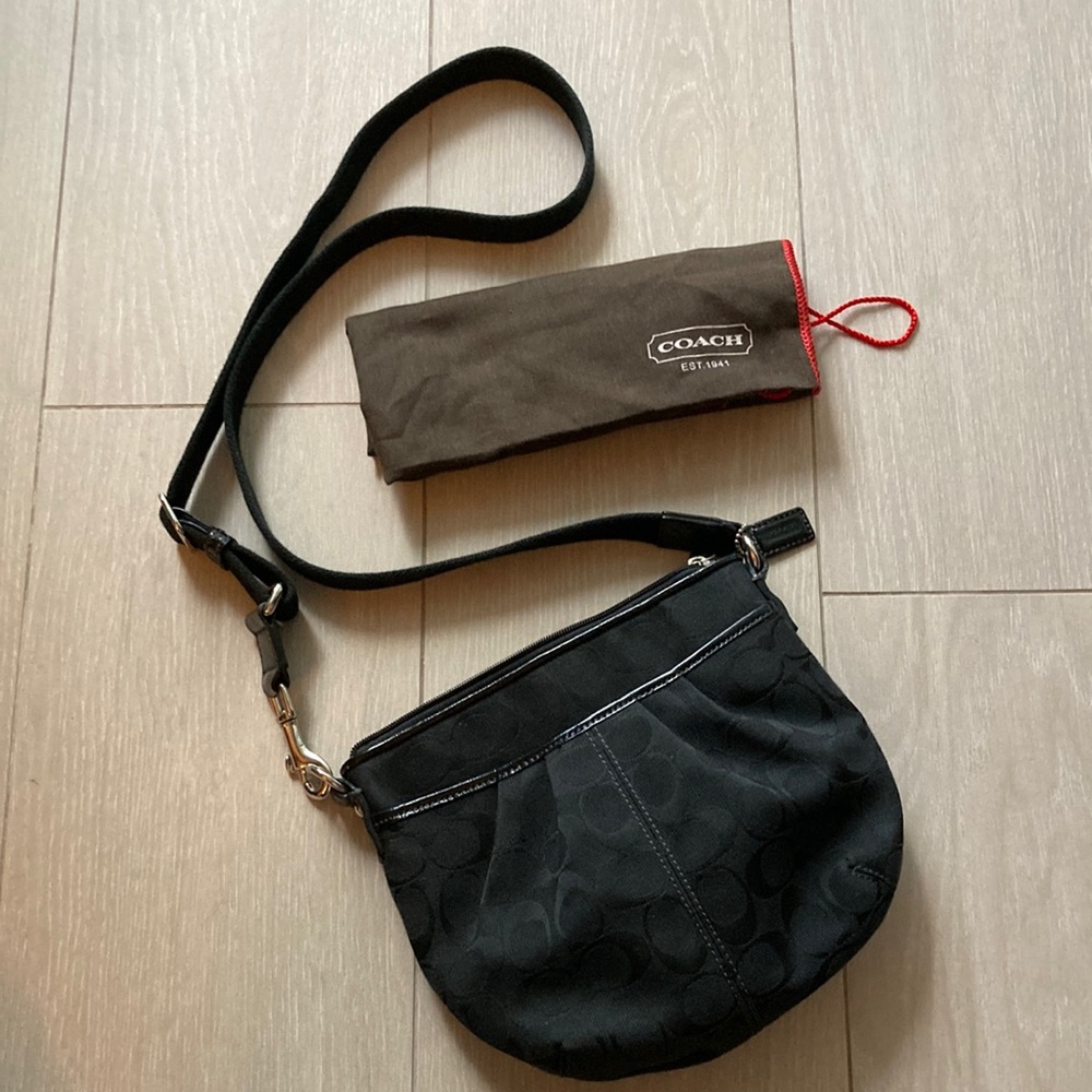 🌊NWOT Coach Crossbody Black Bag🌊